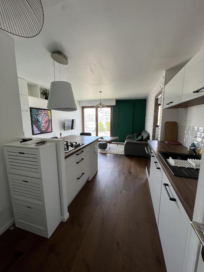 Appartement Accueillant, Tres Bien Situe Нант Экстерьер фото